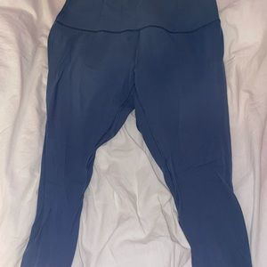 BLUE LULULEMON ALIGNS